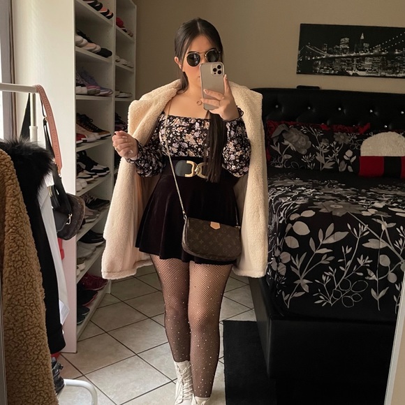 Meet your Posher, Mady - Picture 1 of 1